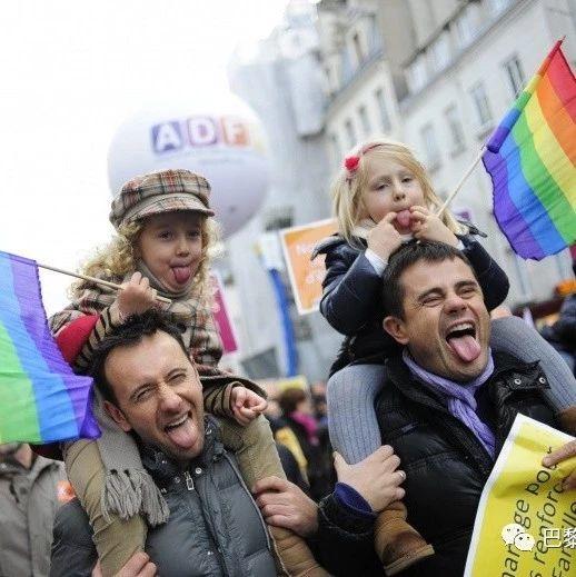 , 很好，这很法国！为了保护同性婚姻，爸妈没有了，改成家长1，家长2&#8230;, My Crazy Paris